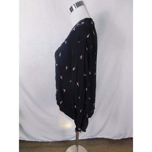 Blue Rain Embroidered Wrap Blouse L Boho Cottagecore Francesca's - Picture 8 of 12